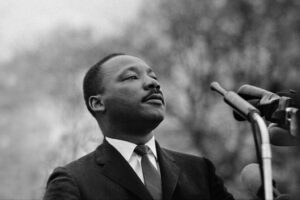 Chris Rock, Martin Luther King biyografisini yönetecek!